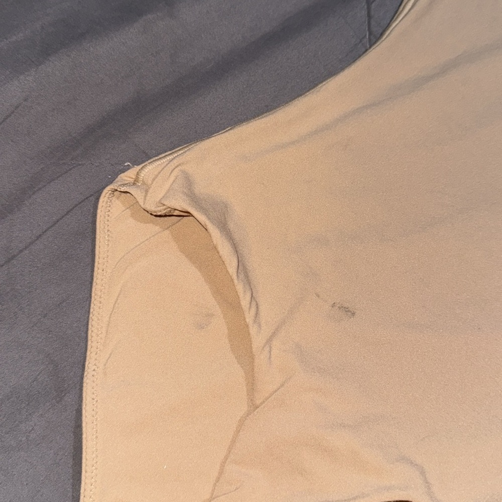 SKIMS CREWNECK SLEEVELESS BODYSUIT - Picture 7 of 8